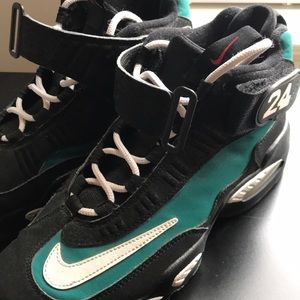 Griffeys Size 5.5